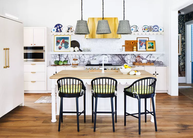 Use Art to Add Personality