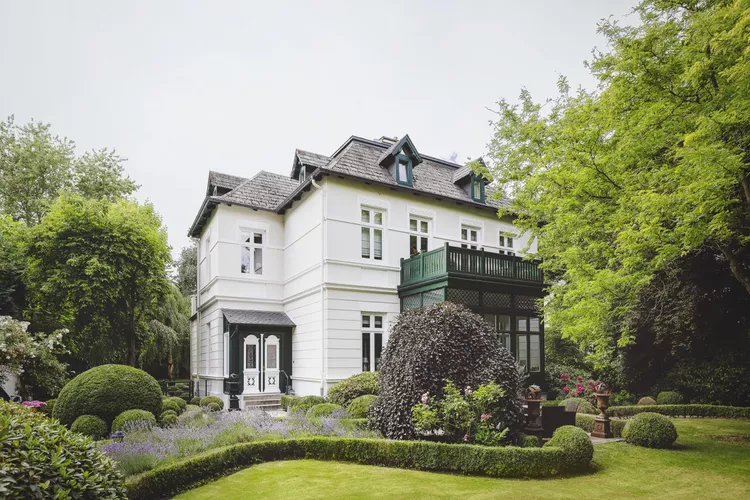 Topiary Flower Garden