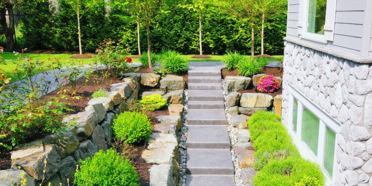 Simple Rock Landscaping for Striking Homes